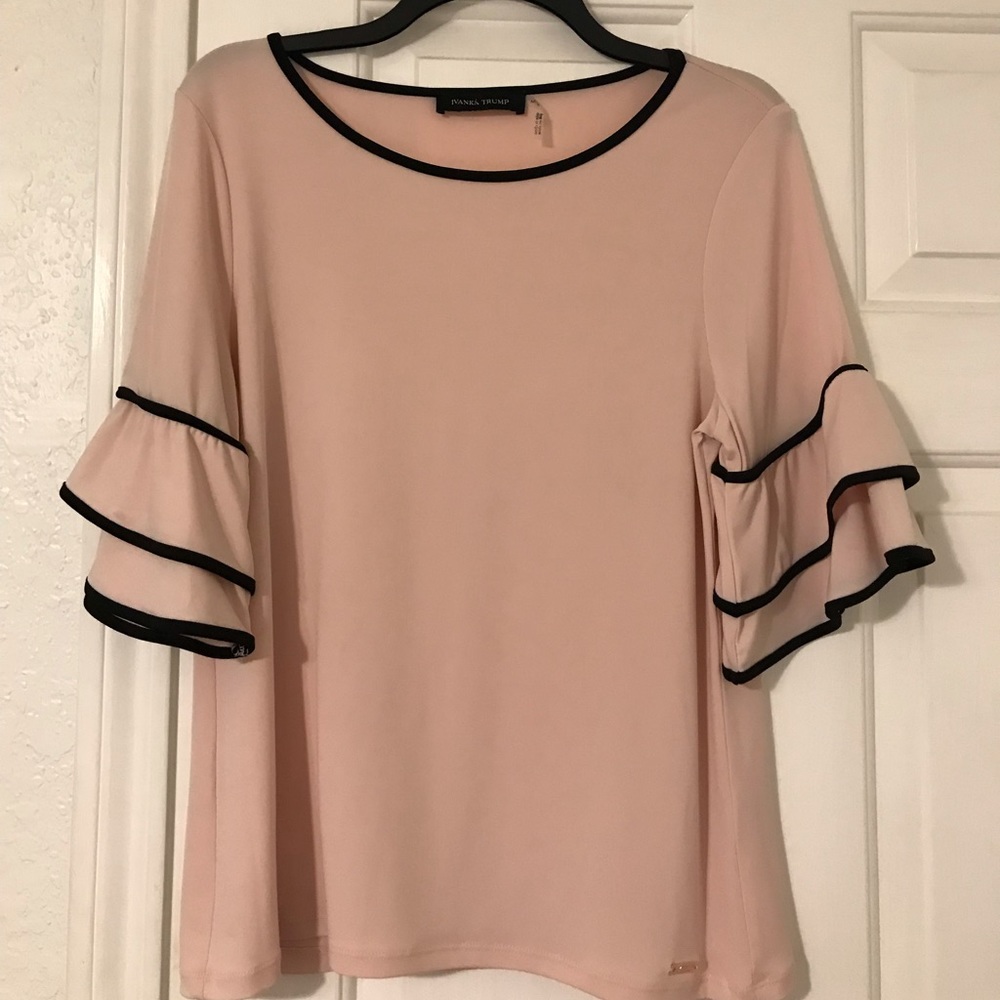 Ivanka Trump Top